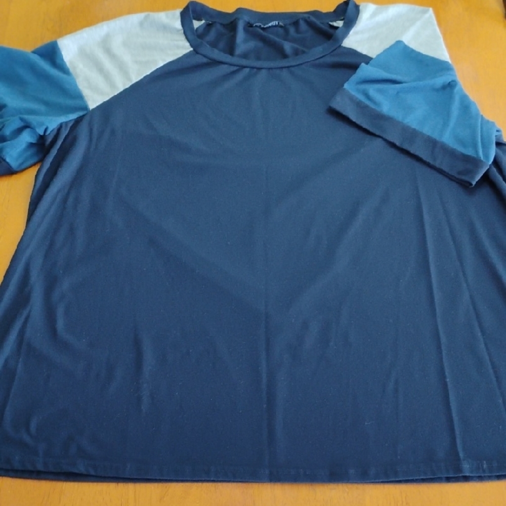 Colorblock Sleeve Bloomchic Casual Shirt